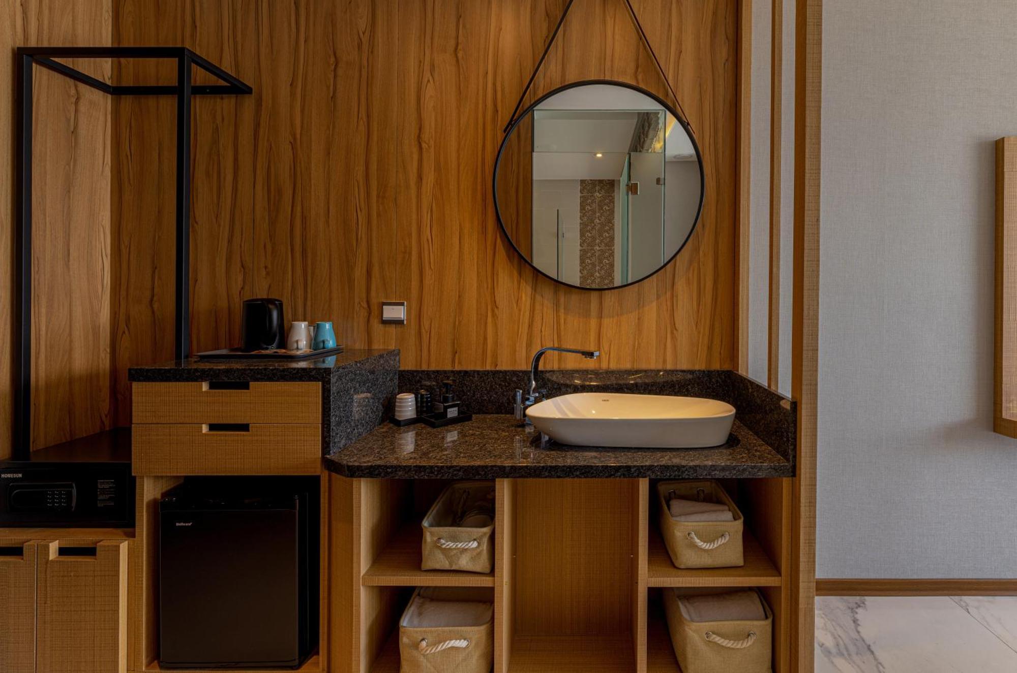Sun Moon Lake Apollo Resort Hotel Yuchi Extérieur photo