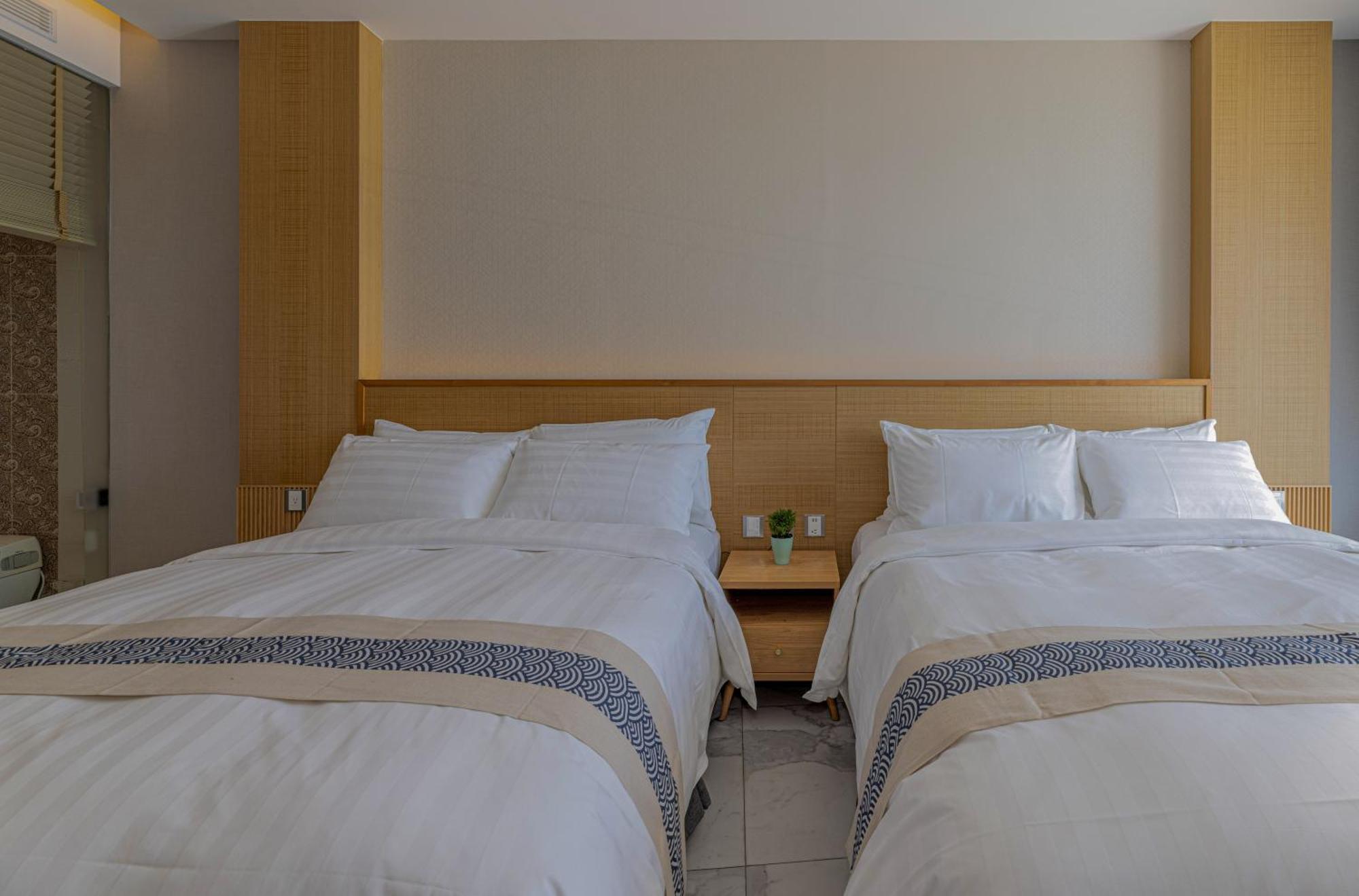 Sun Moon Lake Apollo Resort Hotel Yuchi Extérieur photo