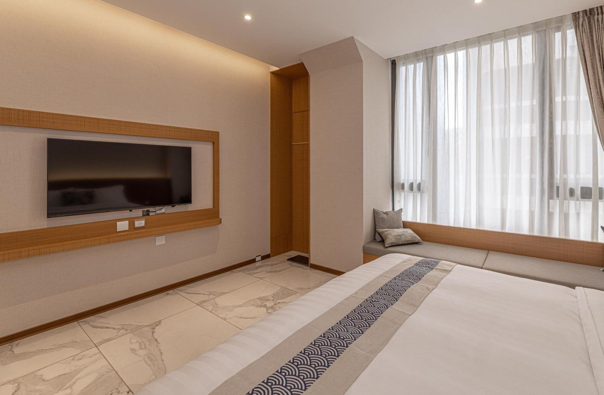 Sun Moon Lake Apollo Resort Hotel Yuchi Extérieur photo