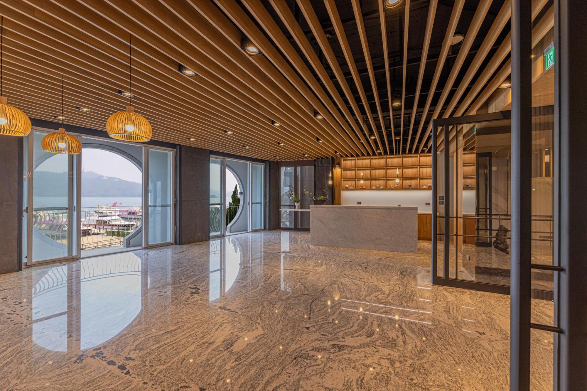 Sun Moon Lake Apollo Resort Hotel Yuchi Extérieur photo